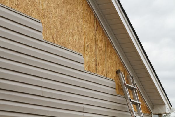 Grey Vinyl Siding Installation in Chesterfield